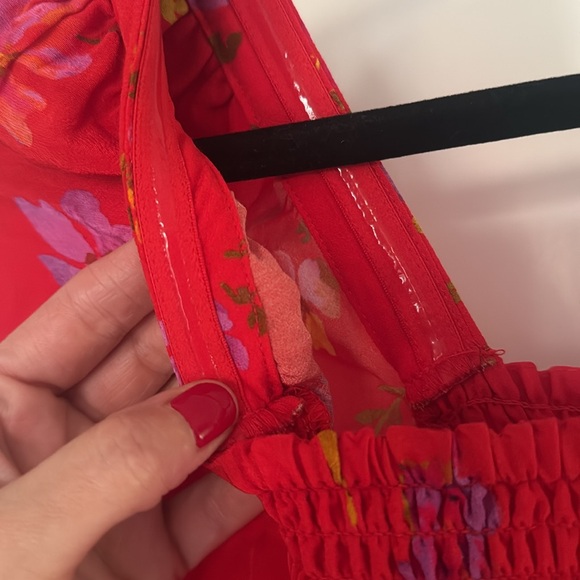 NWOT Lovers + Friends Smocked Faye Floral Puff Sleeve Top - Picture 10 of 11